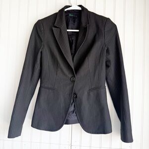 United Colors Of Benetton Size XS Black Pinstripe Two Button Blazer Jacket